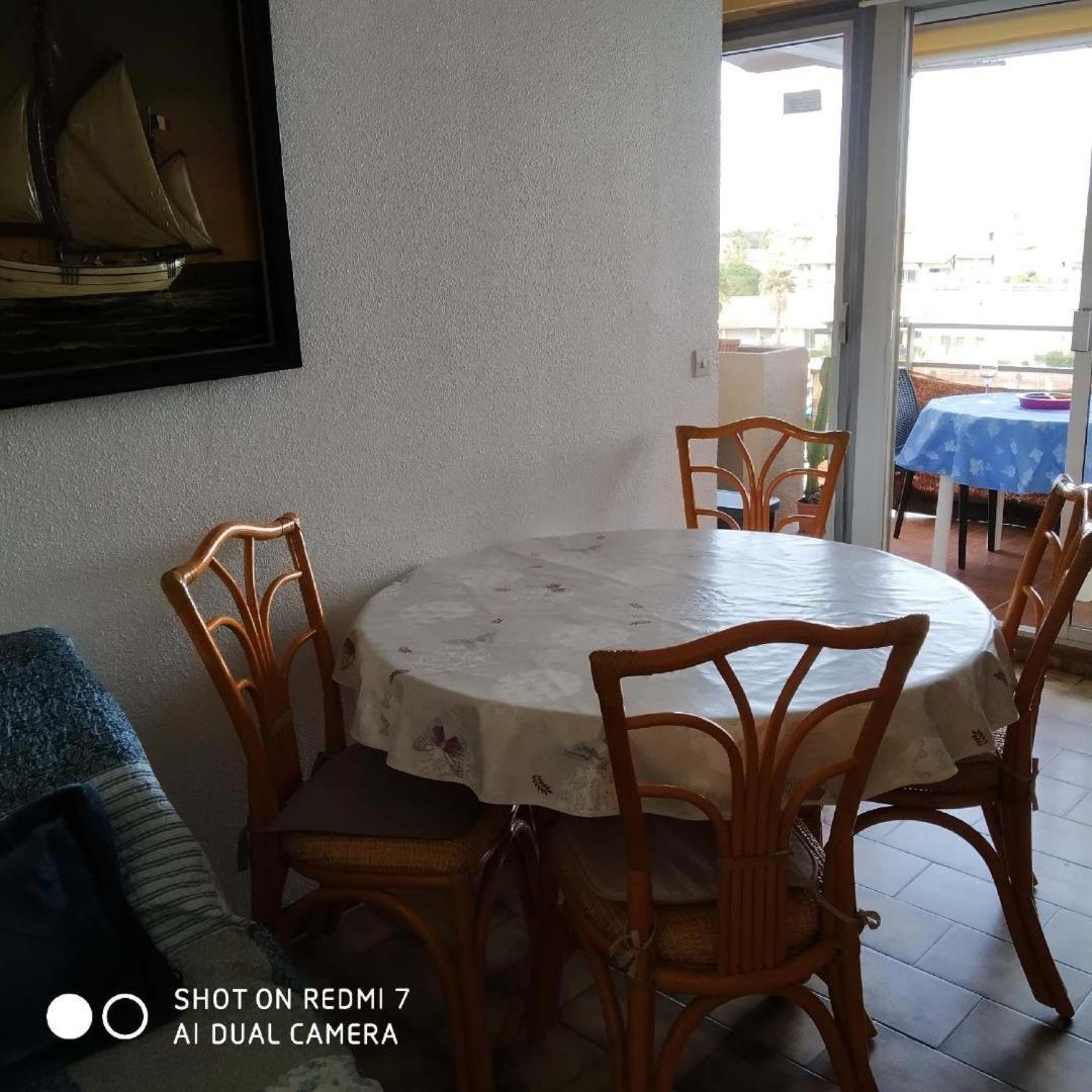 Appartement T2 Vue Mer Et Port,2 Balcons, Parking Prive Canet-en-Roussillon Ngoại thất bức ảnh